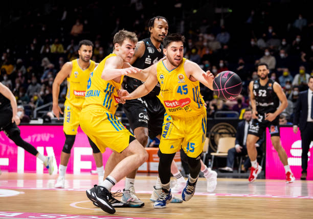 她们以3 她们以3