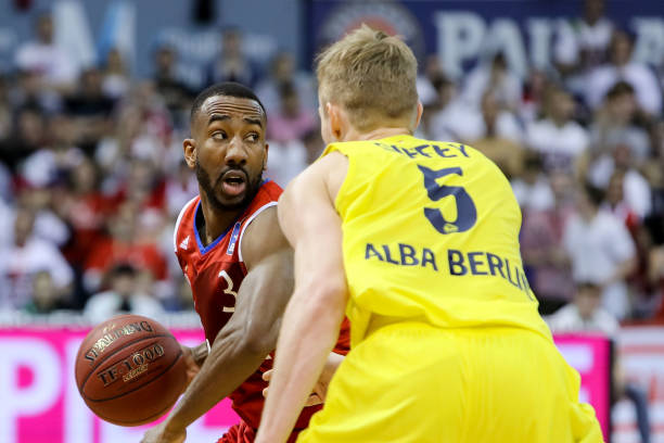 而莱斯特城 而莱斯特城