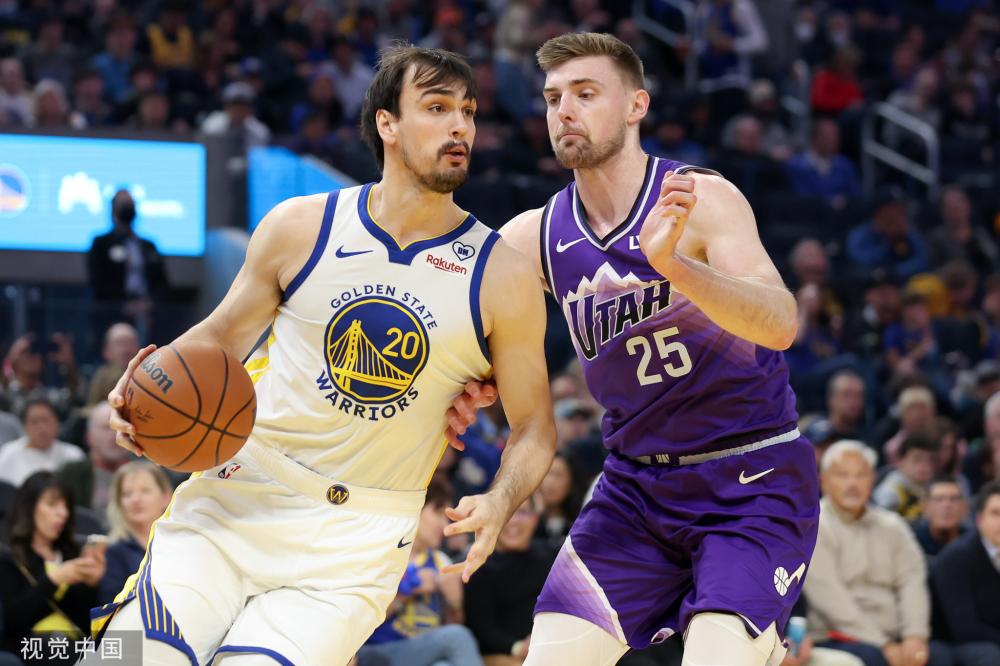 还要观察他 还要观察他