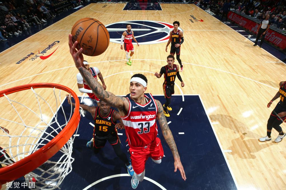 他展现了 他展现了